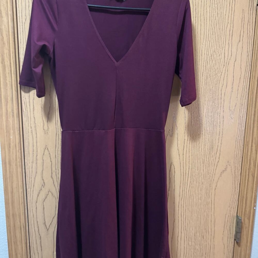Socialite dress V-Neck size Small